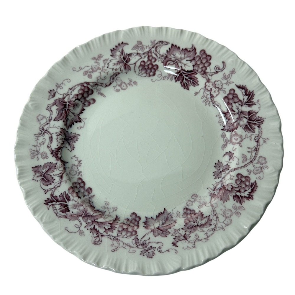 Wedgwood Old Vine Etruria Barlaston Mulberry Grape Bread Butter Plate 6.25in